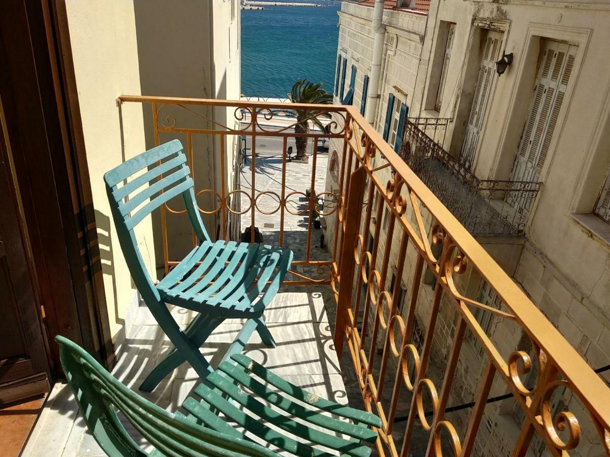 Atlantis Hotel Ermoupoli Luaran gambar