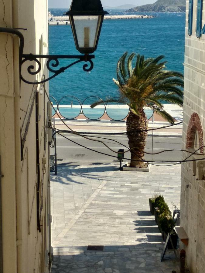 Atlantis Hotel Ermoupoli Luaran gambar