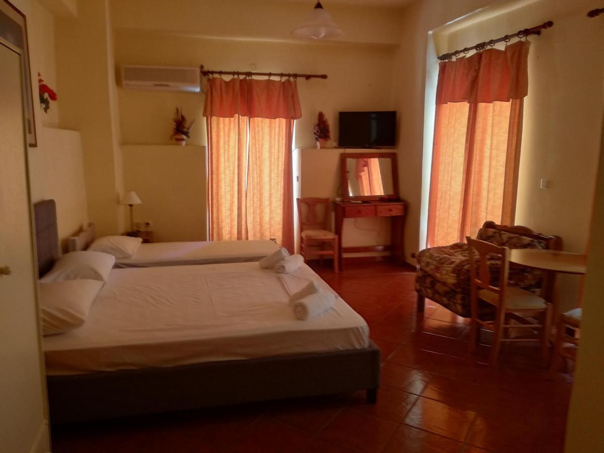 Atlantis Hotel Ermoupoli Luaran gambar